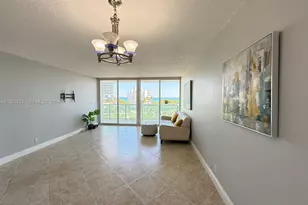 100 Bayview Dr, Sunny Isles Beach, FL 33160 - Photo 6