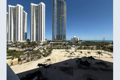 100 Bayview Dr #610, Sunny Isles Beach, FL 33160 - Photo 14