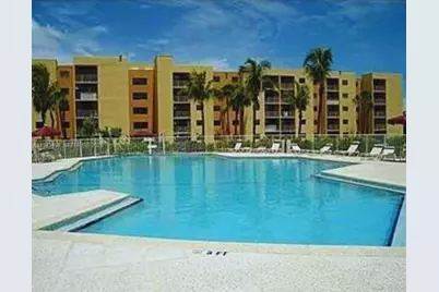 8185 NW 7th St #404, Miami, FL 33126 - Photo 2