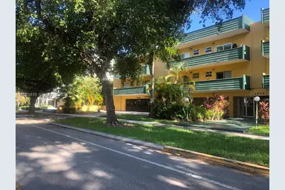 1975 NE 135th St #2D, North Miami, FL 33181 - Photo 2