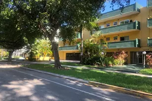 1975 NE 135th St, North Miami, FL 33181 - Photo 2