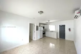 165 NE 56th St, Miami, FL 33137 - Photo 2