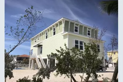 227 Sombrero Beach Rd, Marathon, FL 33050 - Photo 1