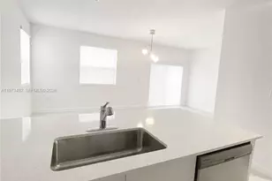 2603 SE 11th St, Homestead, FL 33035 - Photo 8
