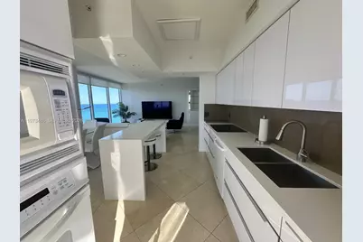4775 Collins Ave #2407, Miami Beach, FL 33140 - Photo 10