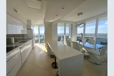 4775 Collins Ave #2407, Miami Beach, FL 33140 - Photo 4