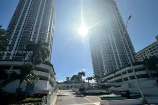 4775 Collins Ave, Miami Beach, FL 33140 - Photo 18