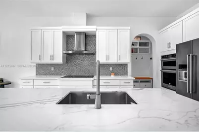 1052 SW 113th Way #1052, Pembroke Pines, FL 33025 - Photo 10