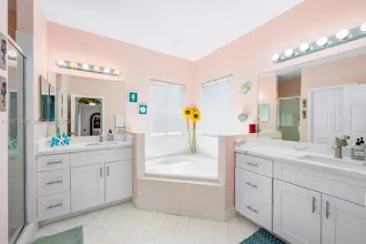 14336 SW 158th Pl, Miami, FL 33196 - Photo 32