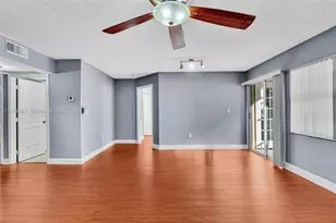 2810 N Oakland Forest Dr, Oakland Park, FL 33309 - Photo 8