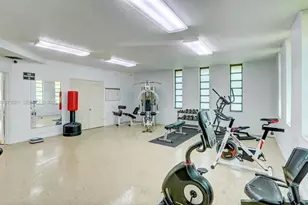 5021 W Oakland Park Blvd, Lauderdale Lakes, FL 33313 - Photo 6