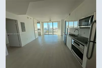 90 SW 3rd St #1205, Miami, FL 33130 - Photo 8