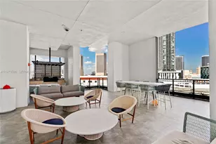90 SW 3rd St, Miami, FL 33130 - Photo 28