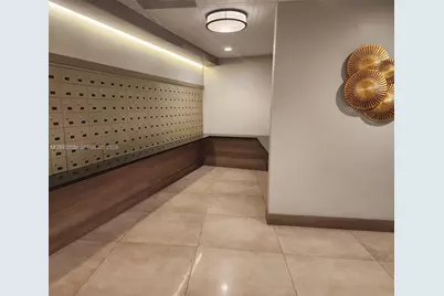 3731 N Country Club Dr #1124, Aventura, FL 33180 - Photo 4