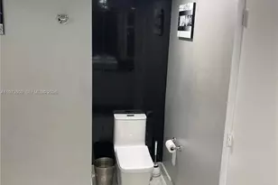 1800 Ocean Dr, Hallandale Beach, FL 33009 - Photo 16