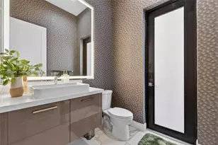 8126 NW 48th Terrace, Doral, FL 33166 - Photo 40