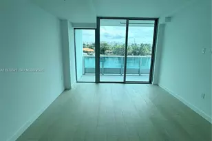 9201 E Bay Harbor Dr, Bay Harbor Islands, FL 33154 - Photo 18