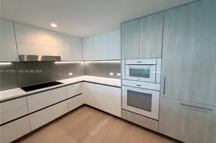 9201 E Bay Harbor Dr, Bay Harbor Islands, FL 33154 - Photo 10