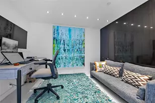 400 South Pointe Dr, Miami Beach, FL 33139 - Photo 16