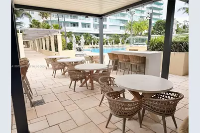 400 S Pointe Dr #1006, Miami Beach, FL 33139 - Photo 30