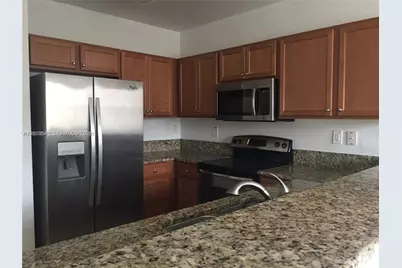 11601 NW 89th St #222, Doral, FL 33178 - Photo 2