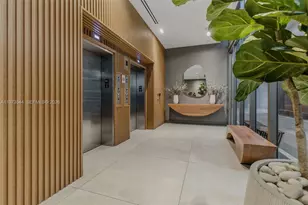 229 SW 9th St, Miami, FL 33130 - Photo 10