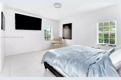 400 SW 24th Rd, Miami, FL 33129 - Photo 14