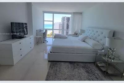6801 Collins Ave #LPH06 Doorlph14, Miami Beach, FL 33141 - Photo 2