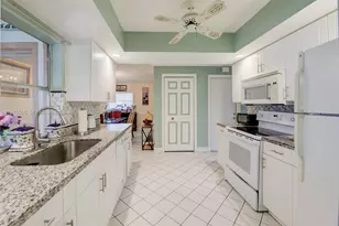 995 NW 74th Ave, Margate, FL 33063 - Photo 18