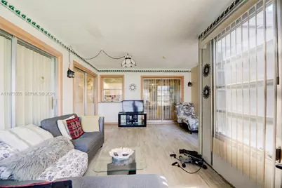 995 NW 74th Ave, Margate, FL 33063 - Photo 34