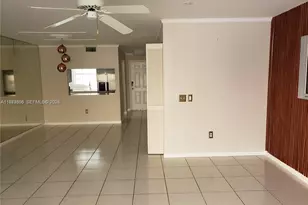 313 Waterside Dr, Hypoluxo, FL 33462 - Photo 10