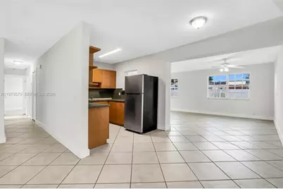 1130 N 70th Ave, Hollywood, FL 33024 - Photo 4