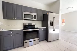 1510 SE 22nd Ln, Homestead, FL 33035 - Photo 2