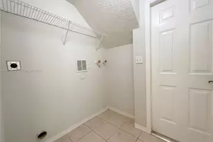 1510 SE 22nd Ln, Homestead, FL 33035 - Photo 14