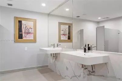 2404 Hollywood Blvd, Hollywood, FL 33020 - Photo 22