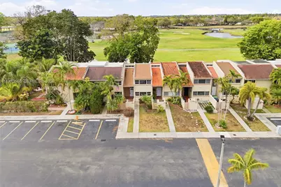 14371 Kendale Lakes Cir, Miami, FL 33183 - Photo 1