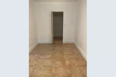 746 NE 80th St #E2, Miami, FL 33138 - Photo 4