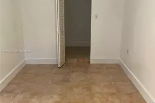 746 NE 80th St, Miami, FL 33138 - Photo 4