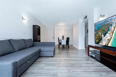8889 Fontainebleau Blvd #201, Miami, FL 33172 - Photo 8