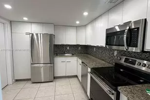 210 Sea View Dr, Key Biscayne, FL 33149 - Photo 4