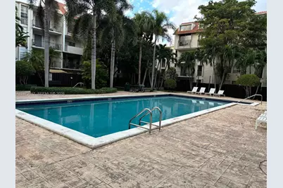 6884 N Kendall Dr #C407, Pinecrest, FL 33156 - Photo 10