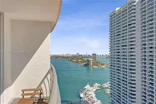 1750 N Bayshore Dr, Miami, FL 33132 - Photo 28