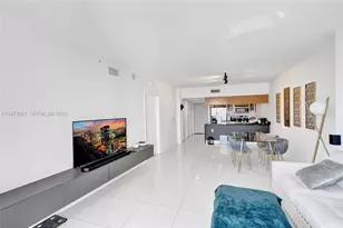 1750 N Bayshore Dr, Miami, FL 33132 - Photo 18