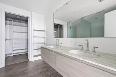 2900 NE 7th Ave #3004, Miami, FL 33137 - Photo 32