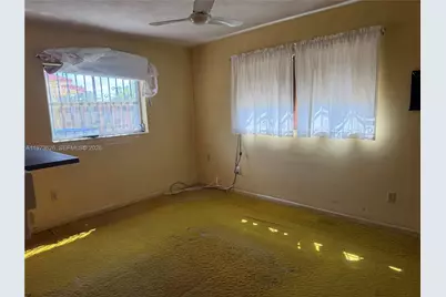 100 NE 212th Ter, Miami Gardens, FL 33179 - Photo 12