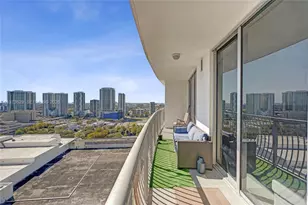 1750 N Bayshore Dr, Miami, FL 33132 - Photo 30