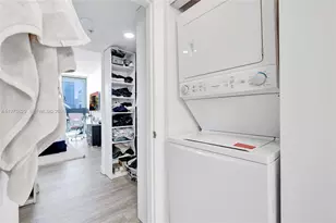 1750 N Bayshore Dr, Miami, FL 33132 - Photo 24