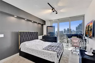 1750 N Bayshore Dr, Miami, FL 33132 - Photo 20