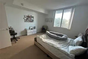 335 S Biscayne Blvd, Miami, FL 33131 - Photo 12