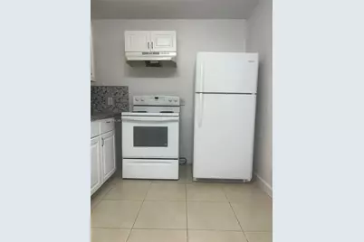 919 NW 2nd Ave #1, Fort Lauderdale, FL 33311 - Photo 10